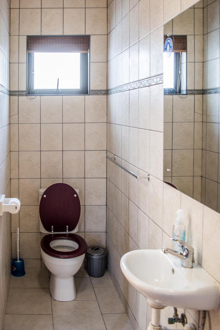Sea View Bliss Guesthouse With Self Catering Свакопмунд Екстер'єр фото