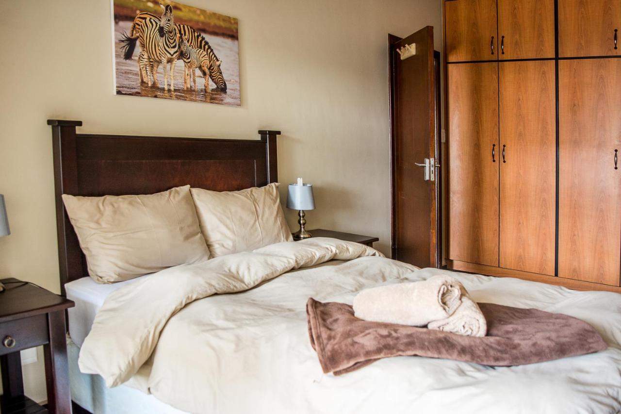 Sea View Bliss Guesthouse With Self Catering Свакопмунд Екстер'єр фото